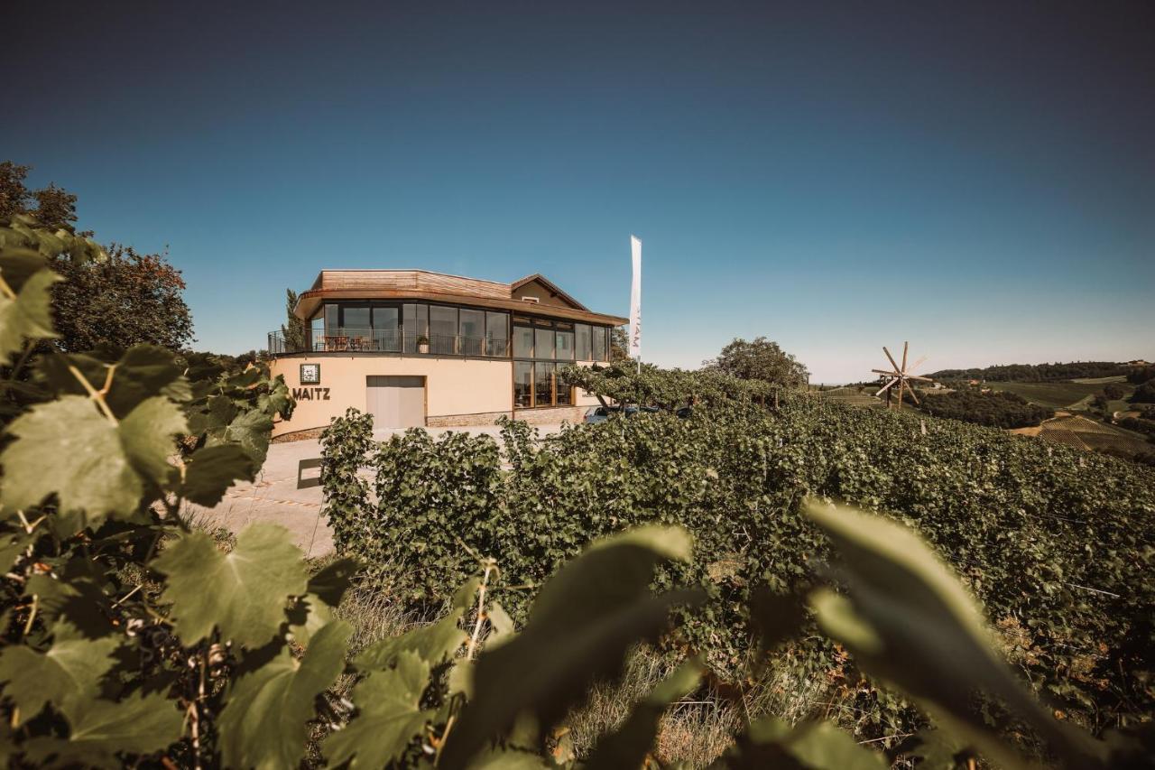 Weinhotel Maitz Wolfgang Ratsch an der Weinstraße エクステリア 写真