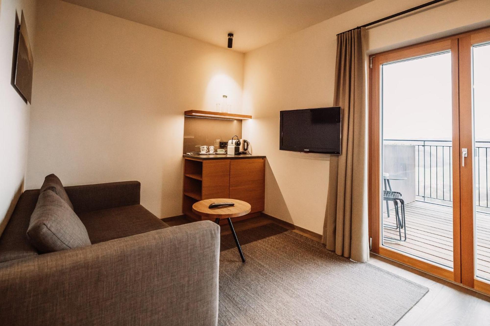 Weinhotel Maitz Wolfgang Ratsch an der Weinstraße エクステリア 写真