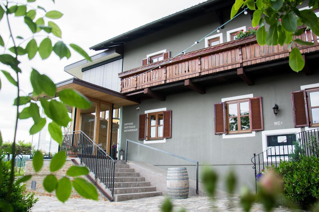 Weinhotel Maitz Wolfgang Ratsch an der Weinstraße エクステリア 写真